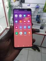 A picture of Samsung galaxy S10 and S10 plus