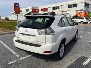 A picture of Lexus 2008 full option watsapp 0551513562