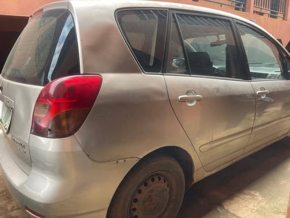 A picture of TOYOTA COROLLA VERSO FIRST BODY First Body Pan Good Clean