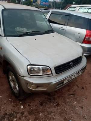 A picture of Toyota rav4