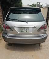 A picture of Clean used 02 Lexus RX300