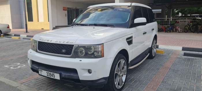 A picture of RANGE ROVER 2011 LADY DRIVEN AL TAYER MOTORS