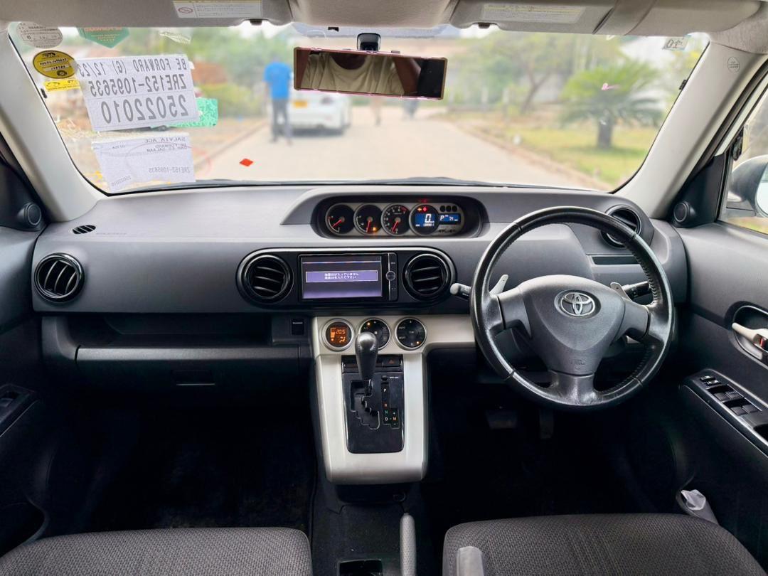 A picture of TOYOTA RUMION