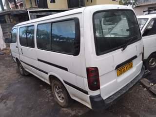 used toyota hiace