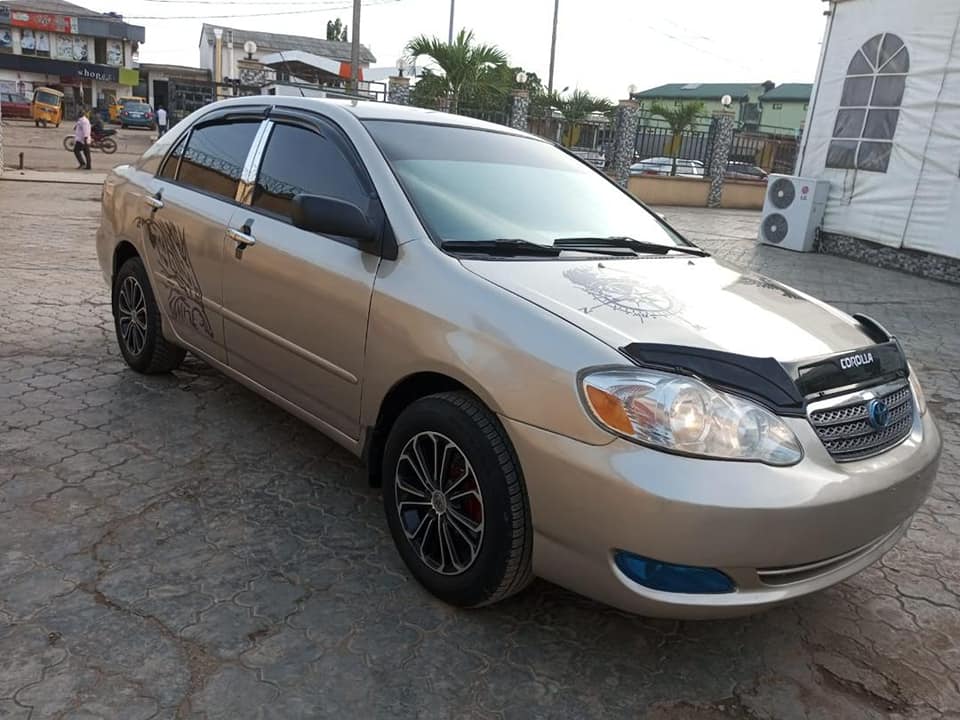 A picture of Toyota Corolla 2007
