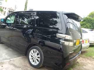 A picture of Toyota Vellfire