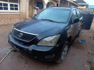 A picture of RX 330