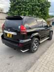 A picture of Land cruiser prado