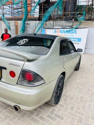 used toyota altezza