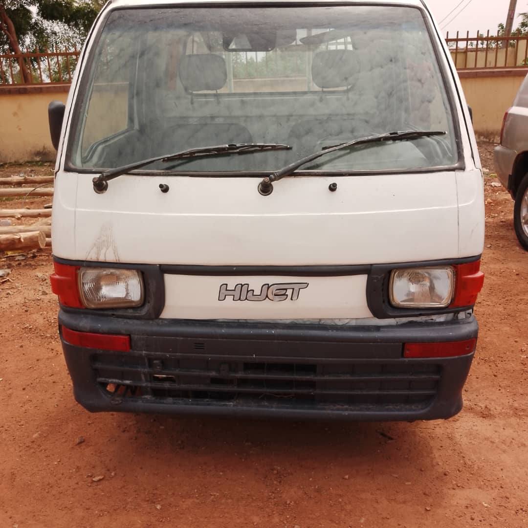 A picture of A FEWS MONTHS USED FIRST BODY HIJET TRUCK FOR SALE
