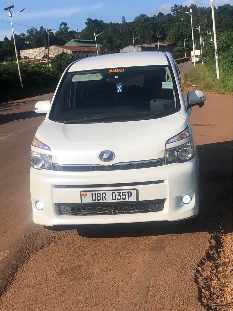 A picture of Toyota Voxy