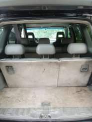 A picture of Honda pilot very sound at distress sale very clean the