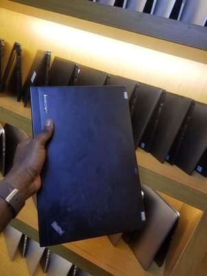 A picture of LENOVO X230 5th edition