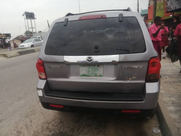 A picture of 2008 Mazda tribute v6 0703967545