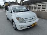 A picture of 2004 TOYOTA IST 0714058883 TOYOTA