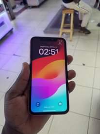 A picture of iPhone Xr 128GB internal storage. 0753764650