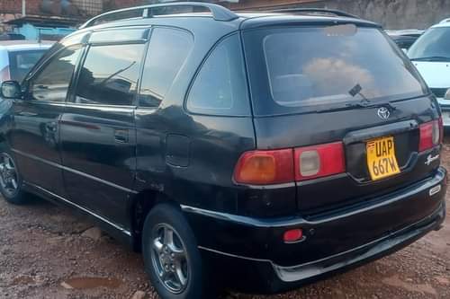 A picture of TOYOTA IPUSAM SUPER UAP IN PERFECT CONDITION PRICE 10.5M 0708