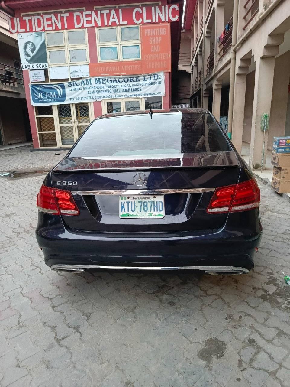 A picture of 2010 Mercedes 2010 Clean