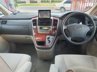 A picture of TOYOTA ALPHARED