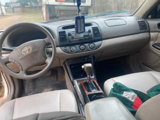 A picture of Toyota Camry 2005 Sango otta 07041091454 Engine gear ac 2