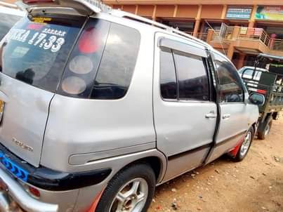 used toyota raum