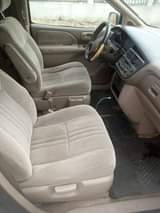 A picture of Toyota Sienna 2002 reg