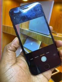 A picture of Iphone 7g 128gb