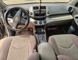 A picture of Very Clean RAV4 2008 model Registered Clean fabric interior perfect
