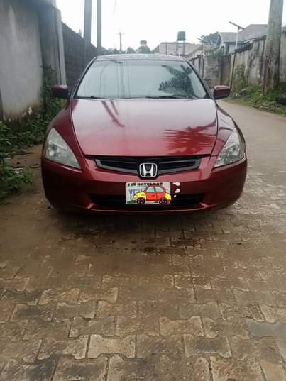 A picture of Engine Interior Gear box Body AC has leakage Buy and