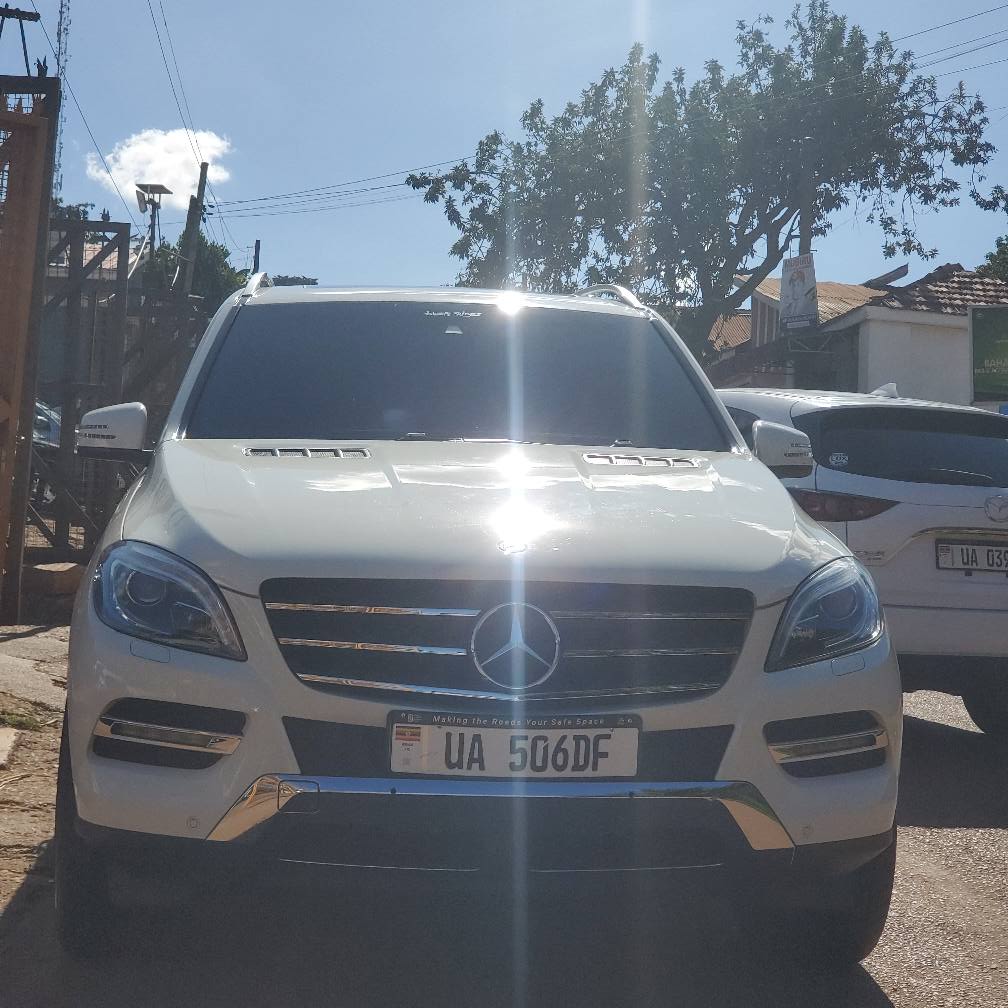 A picture of ML350 2014 110M