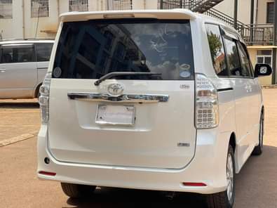 A picture of 45 million Noah 2011 WhatsApp Call 0776245142 