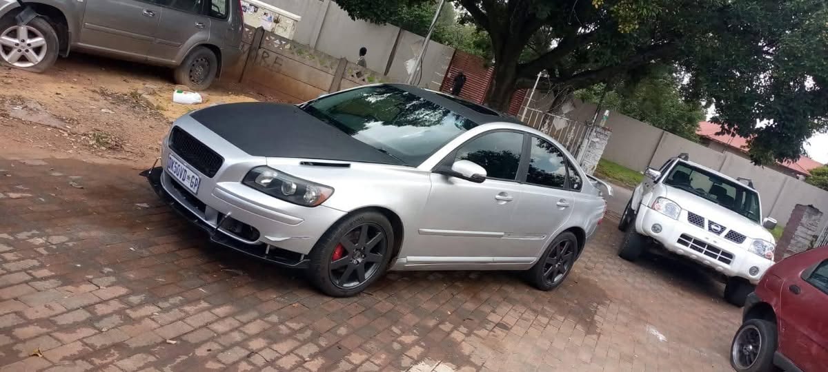 volvo s40