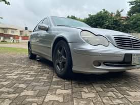 A picture of C 200 Mercedes Benz