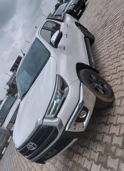 A picture of Super clean Toyota hilux Automatic transmission