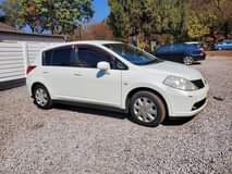 classifieds/cars nissan