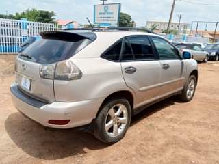 A picture of Lexus RX350