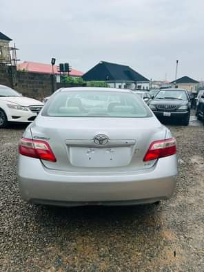 A picture of Brand Toyota Model Camry Year 2008 A C cooling Pure