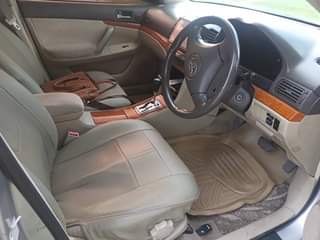 A picture of Toyota premio gia zigi zaga
