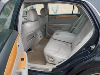 A picture of Avalon 07 for sale in good condition interested buyer please