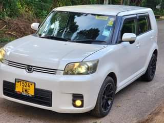 A picture of Toyota rumion 2010