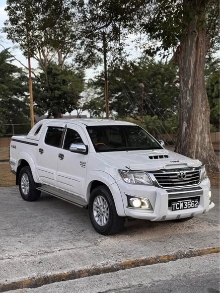 toyota hilux