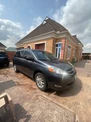 A picture of AMAZING AWOOF YOU CANT GET ANYWHERE TOKS STANDARD REG Toyota