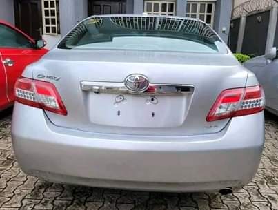 A picture of URGENT BUYERS 09030318568 CLEAN Toyota Camry XLE Year 20011 Model