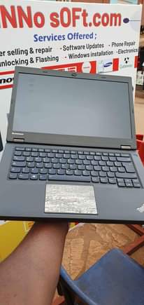 A picture of Lenovo i7 with 500gb 8gb on sell 700k in banda