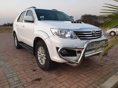 used toyota fortuner