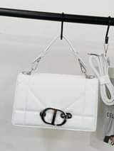 A picture of Ladies bags