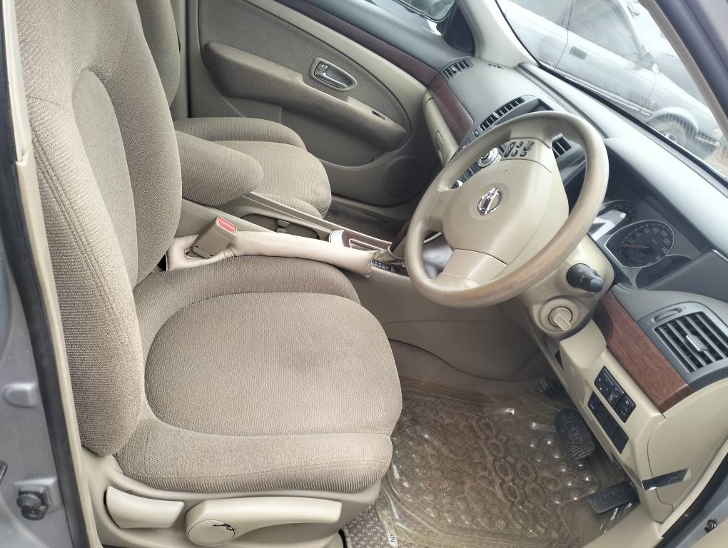 A picture of Nissan bluebird model 2008