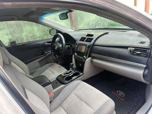 A picture of Toyota Camry 2014 model buy and flex sound engine and