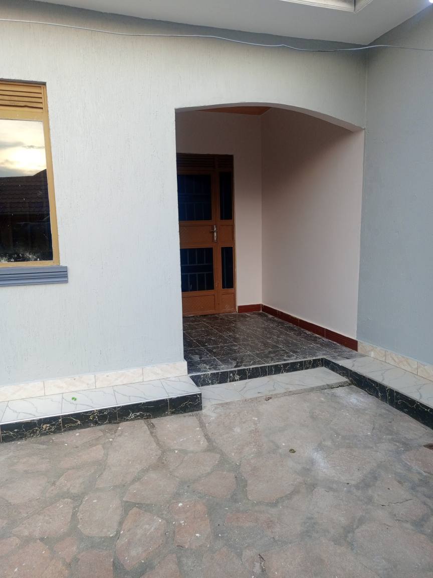 A picture of House for rent in Nakwero Gayaza at 250k 0752676451