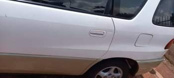 A picture of 1998 Toyota ipsum Ipsum Ho
